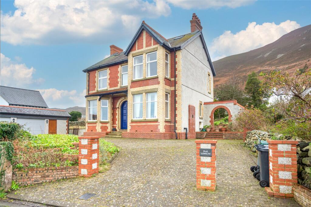 Main image of property: Treforris Road, Dwygyfylchi, Penmaenmawr, Conwy, LL34