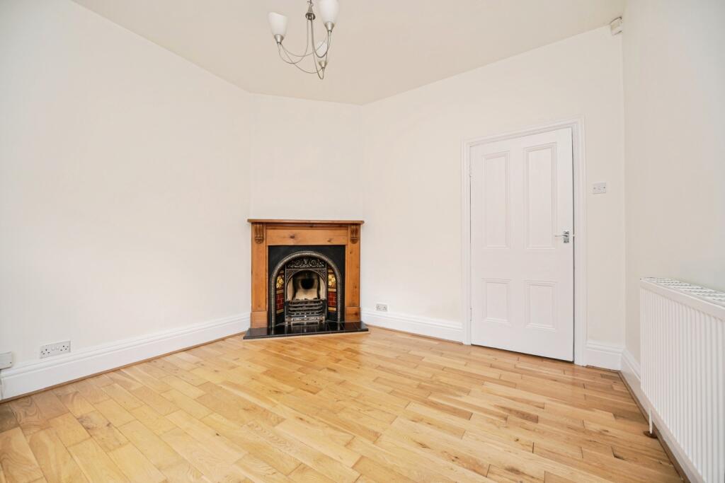 House in Sandwell, West Midlands - View 4