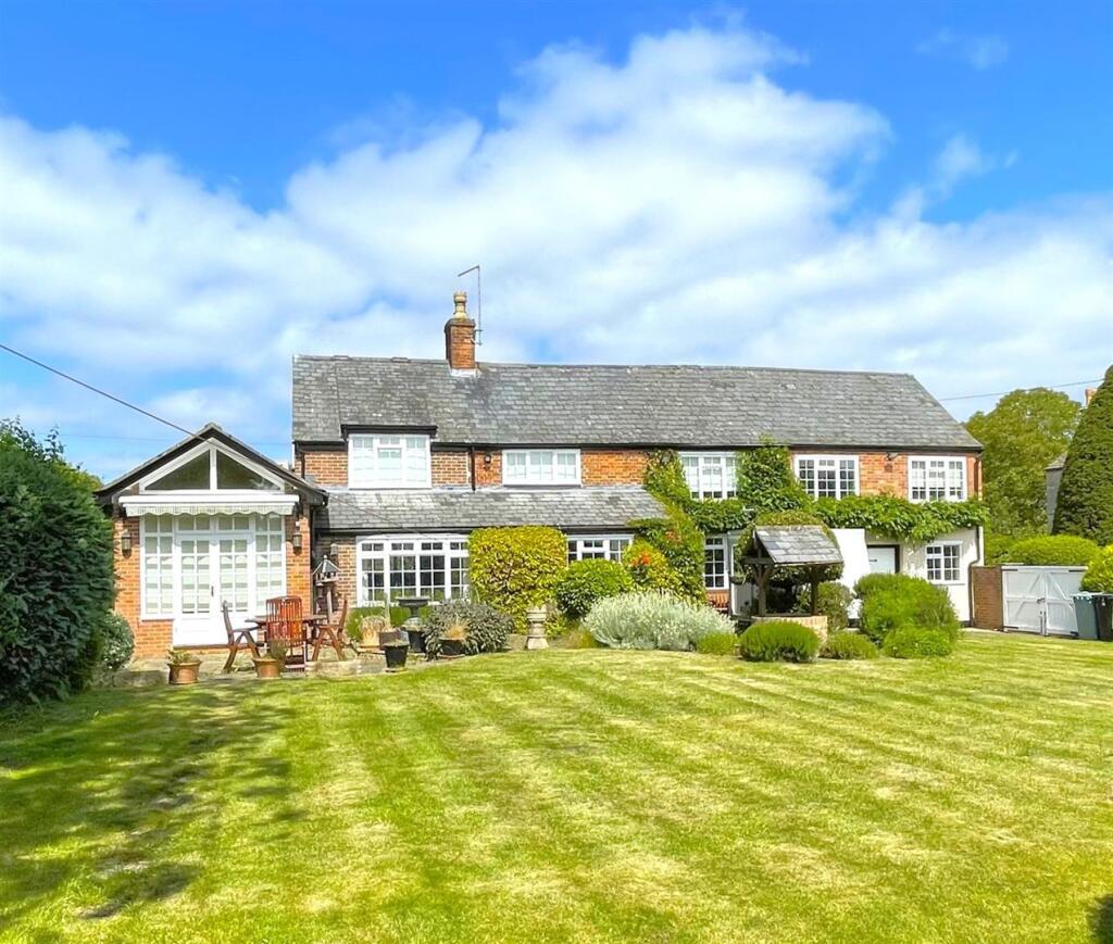 Main image of property: Ivy Cottage, Mill Lane, Tallington, Stamford