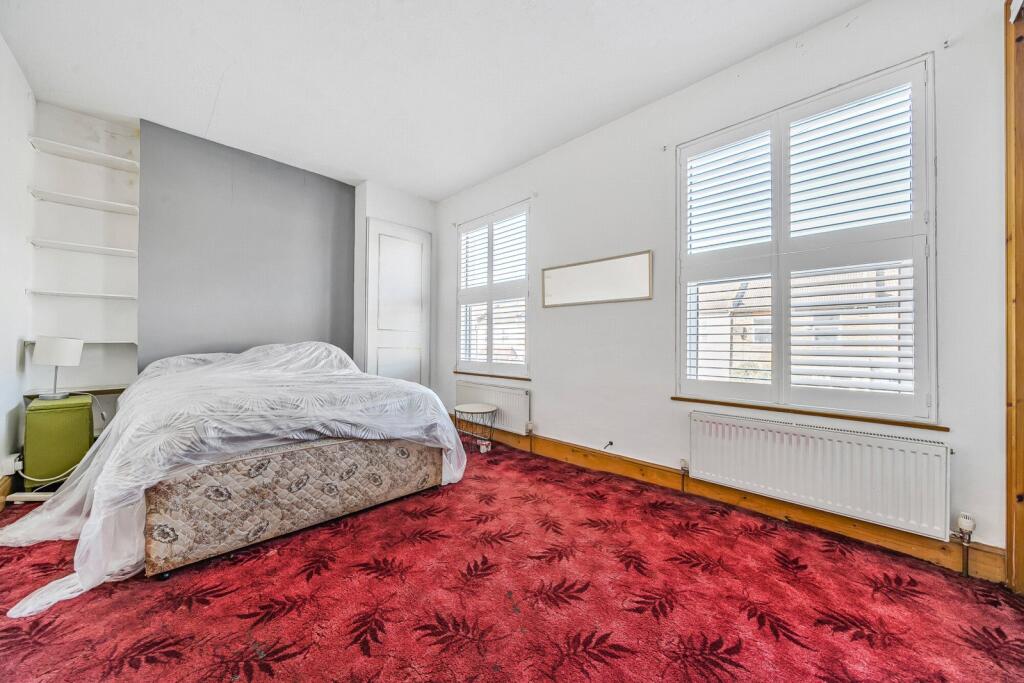 House in London - View 5