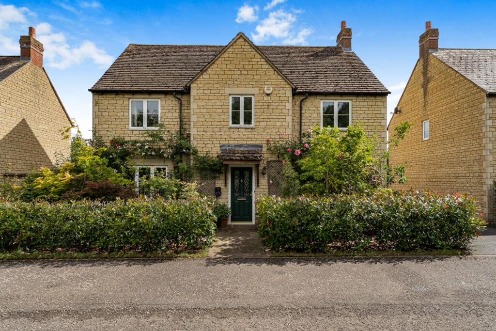 Main image of property: Bryony Gardens, Carterton, OX18