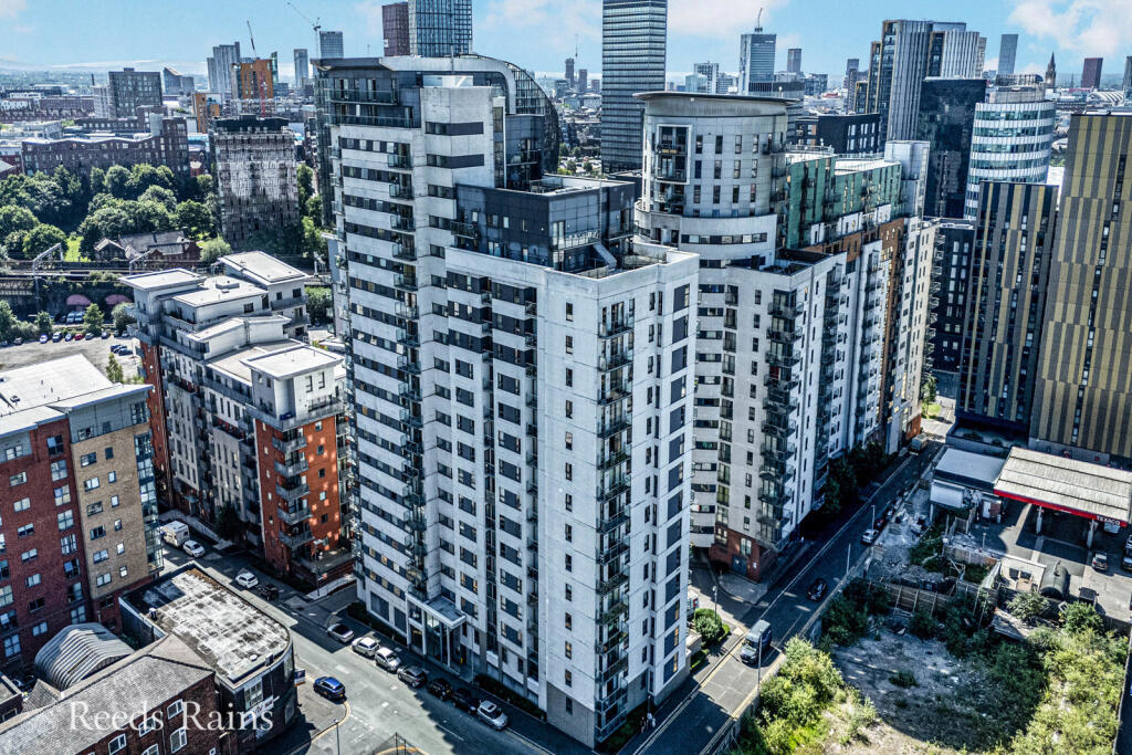 Main image of property: Lord Street, Manchester, M4