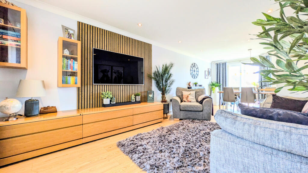 House in Cardiff - View 2