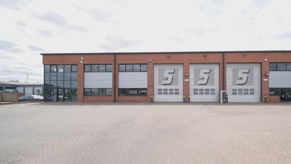 Gateway 25 external.JPG