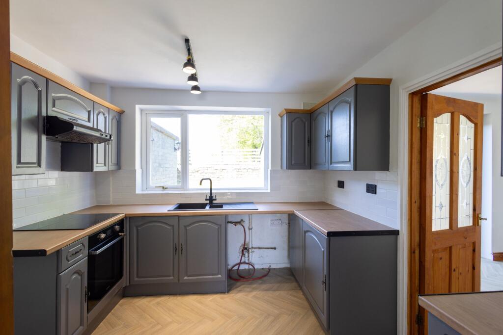 Additional image 7 of St. Marys Avenue, Wyke