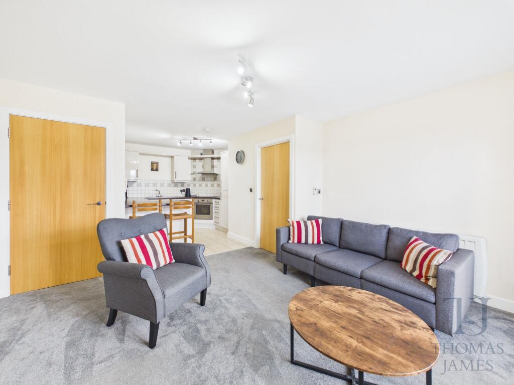 Apartment in Nottingham - View 4