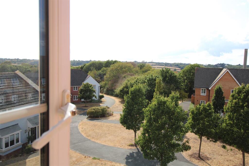 Apartment in East Cowes, Osborne - More