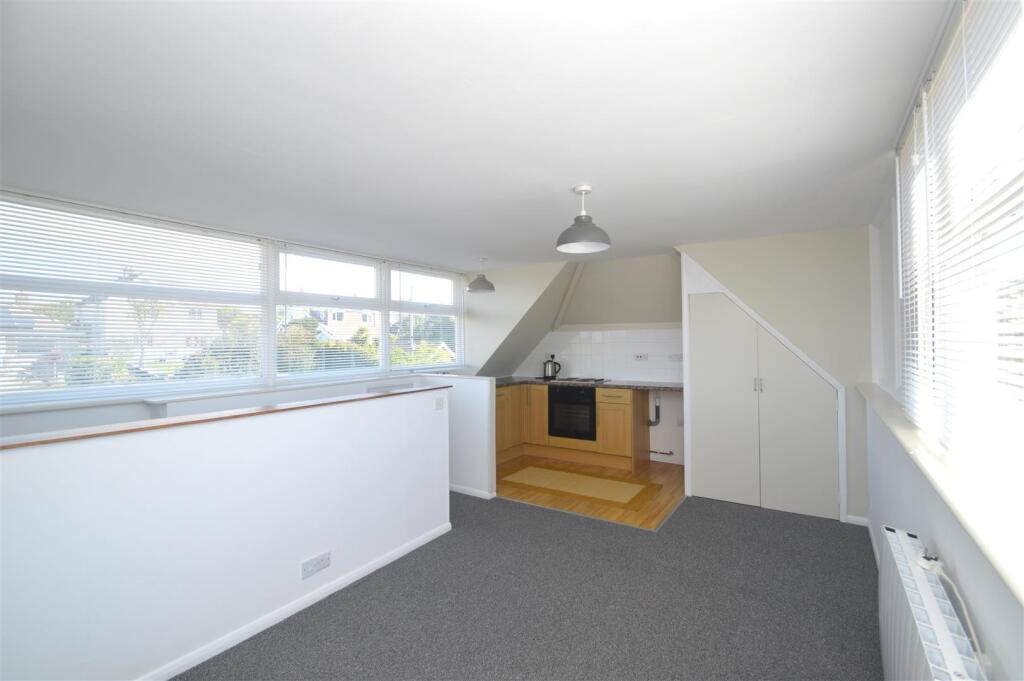 Granville Rise, Totland Bay photo 4