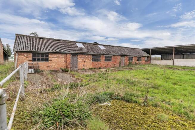 BARN 2