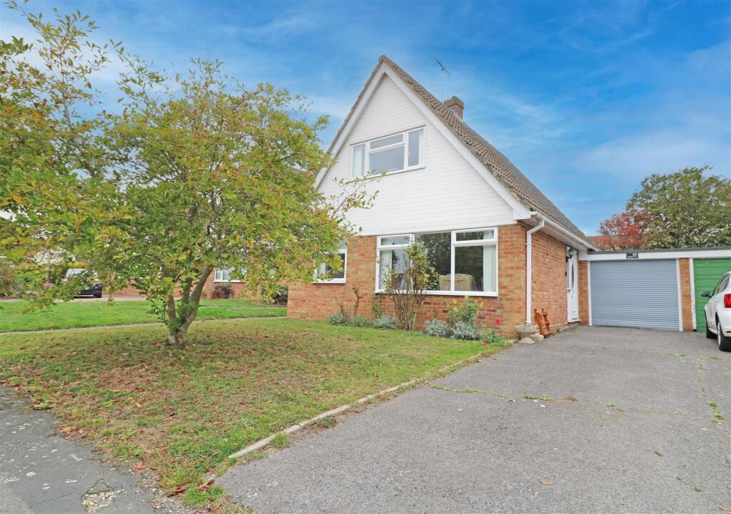 Main image of property: Chestnut Avenue, Hatfield Peverel