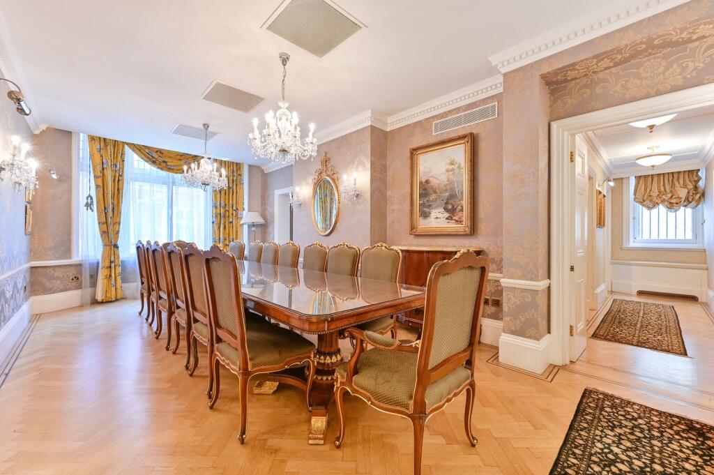 4 bedroom flat for rent