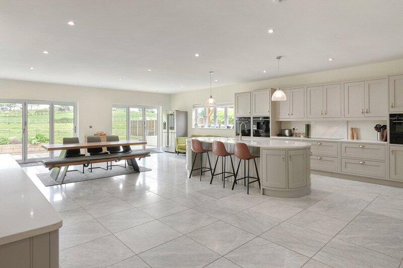 Meadow View, Chobham Road, Chobham, GU21 photo 2