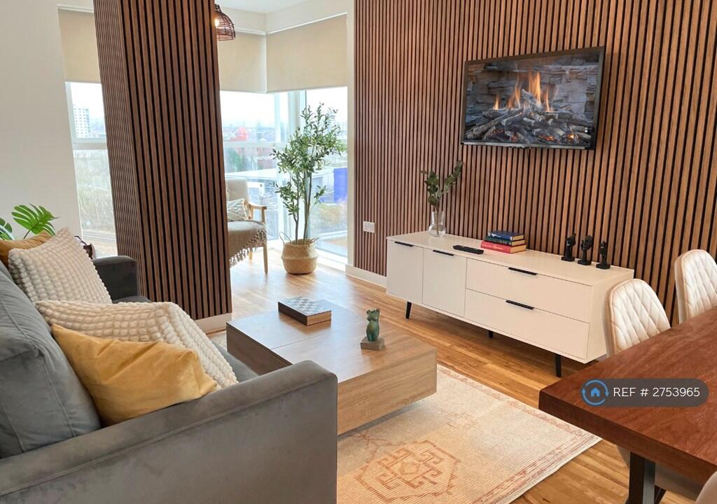 Main image of property: Pomona Strand, Manchester, M16