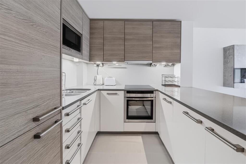 Apartment in London - View 5