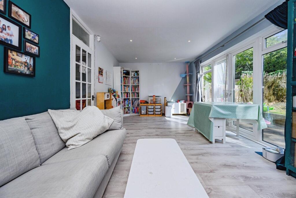 House in St Albans - View 4
