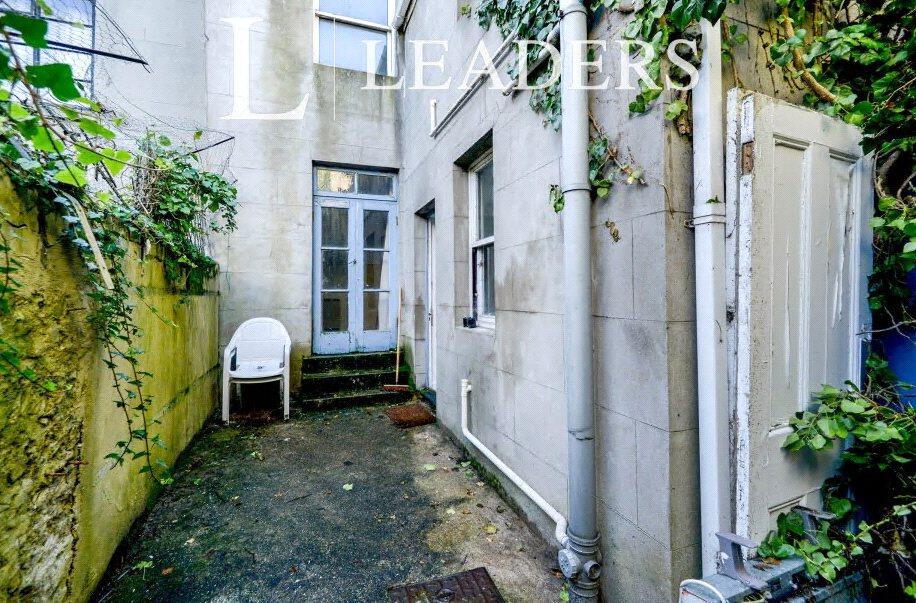 Property photo 11