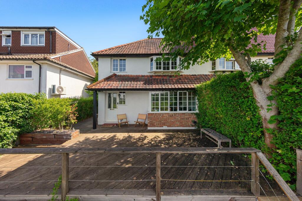 Main image of property: Cliff End, Purley, CR8