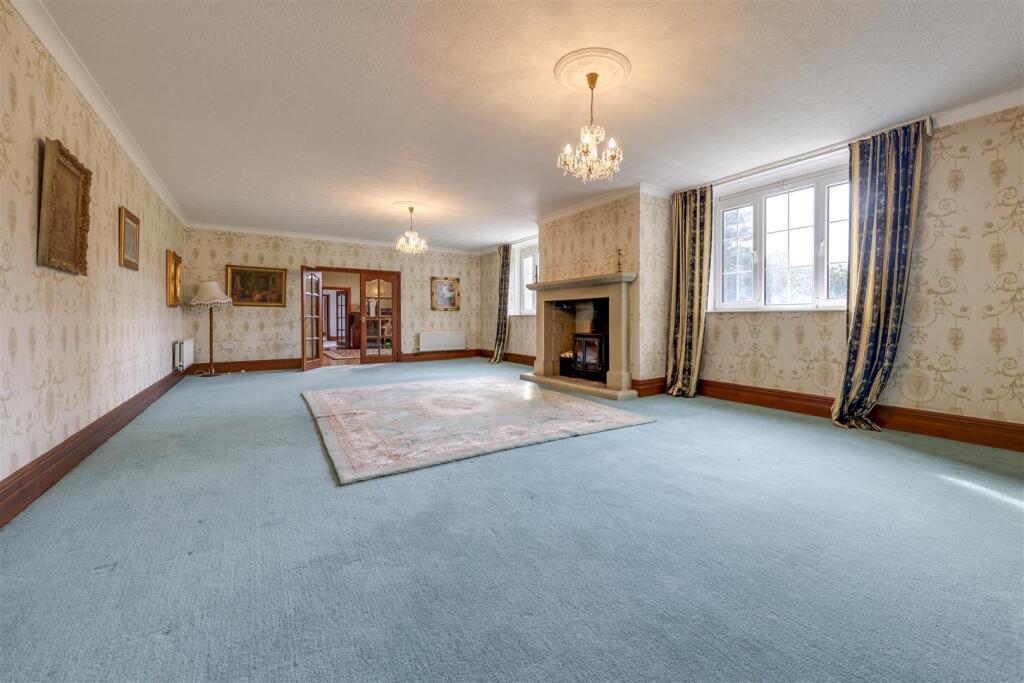 Additional image 15 of Burnley Road, Loveclough, Rossendale - Over 10,000sqft of Accommodation