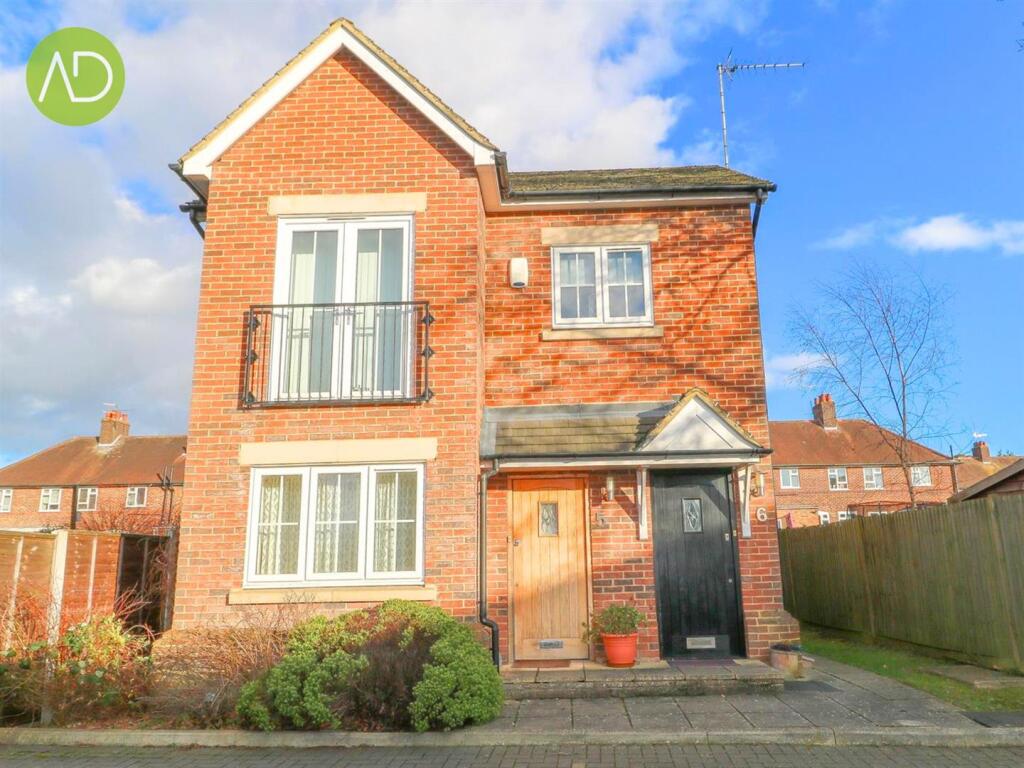 Main image of property: Olivers Way, Hertford Heath