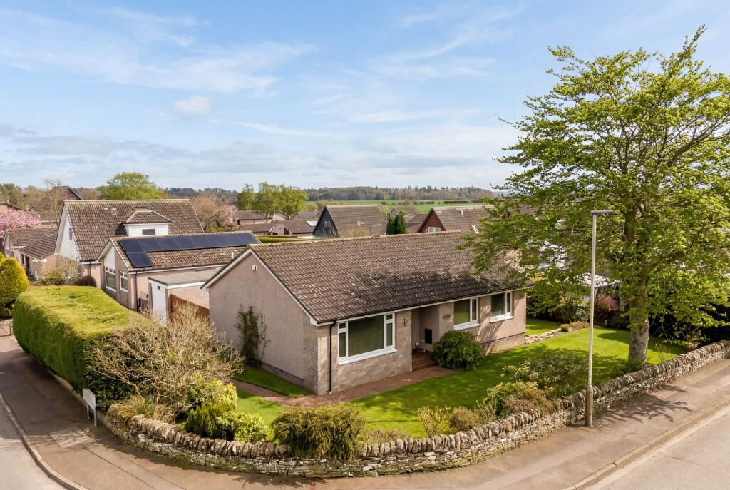 Main image of property: 1 Gagiebank, Wellbank, Broughty Ferry, DD5 3PT