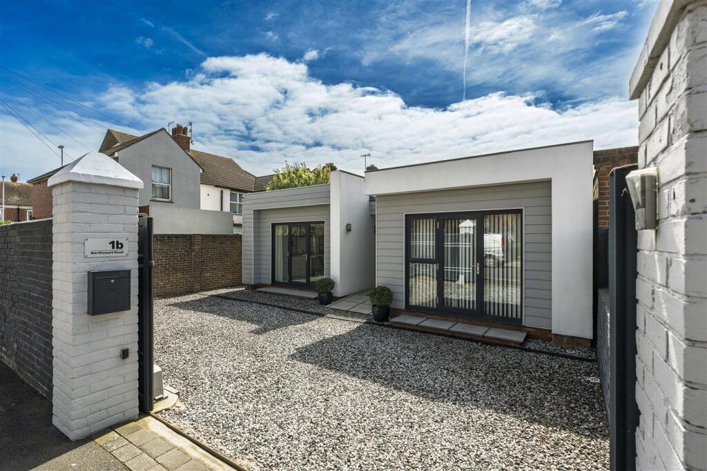 Main image of property: Northcourt Road, Worthing, BN14 7DR