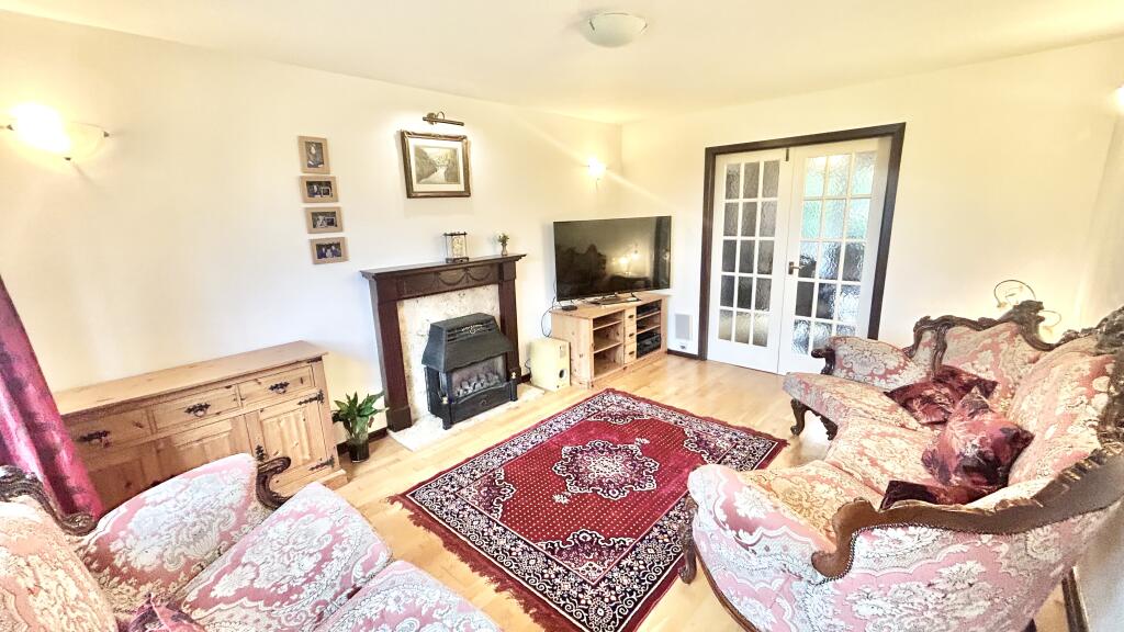House in Oldham - View 3