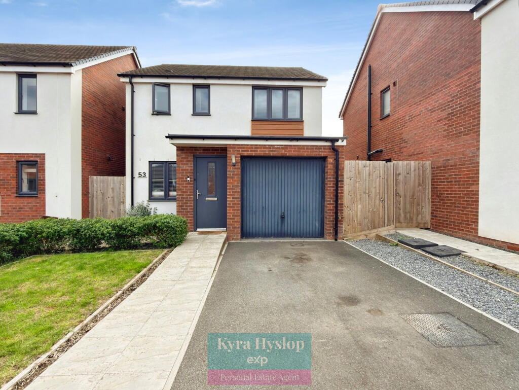 3-bed detached on Channings Drive, Tithebarn, EX1 4AR, £325,000
