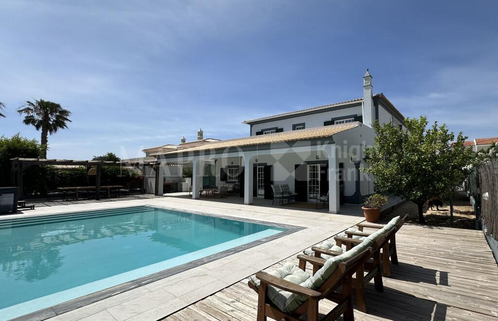 Main image of property: Algarve, Almancil