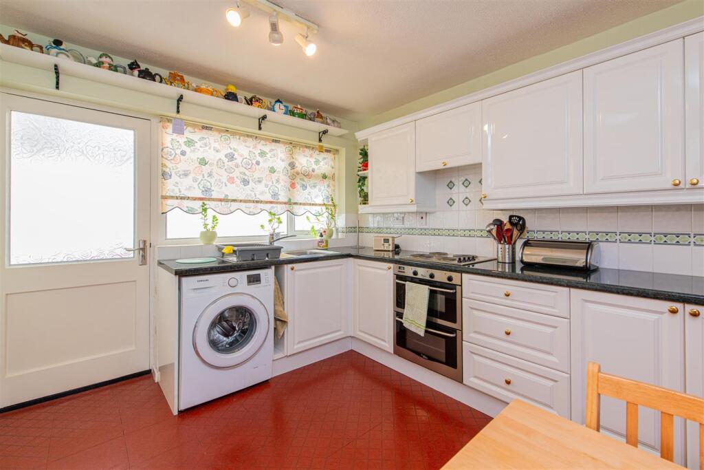 House in Northampton, Burton Latimer - View 5