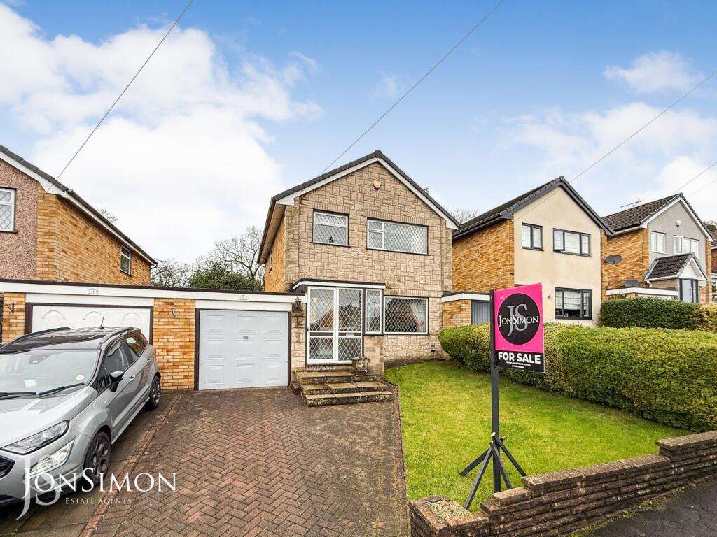 3-bed detached on Dalton Close, Ramsbottom, Bury, BL0, £325,000