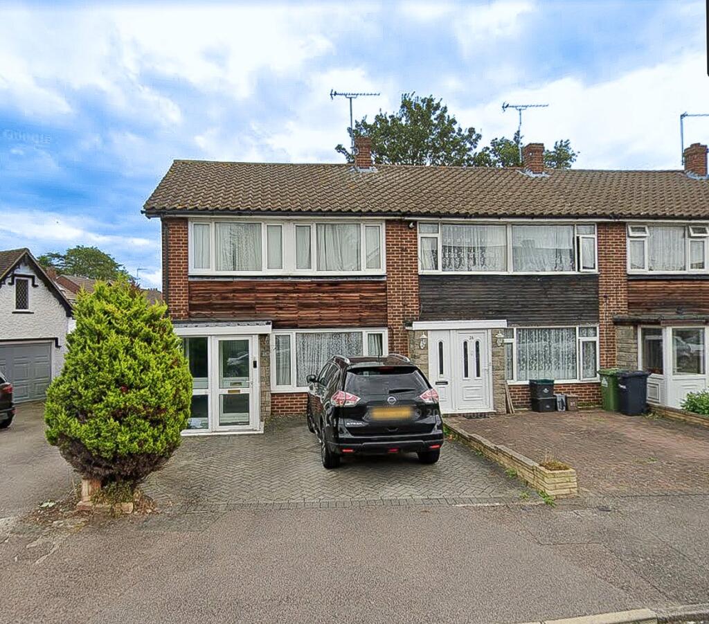 Main image of property: Elgin Road, Cheshunt, EN8