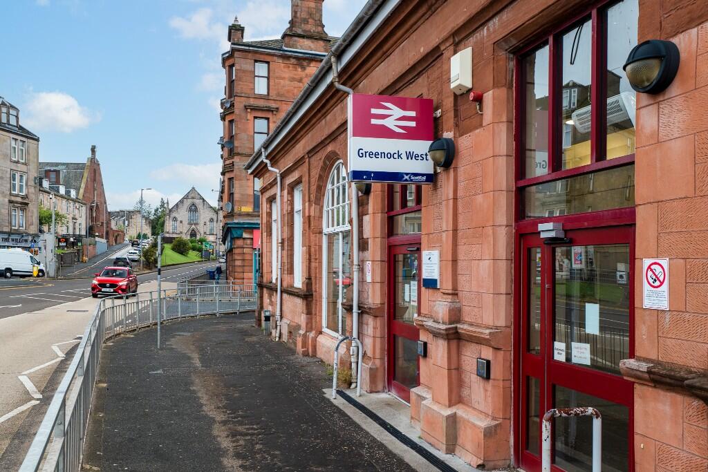 Brisbane Street, Greenock, PA16 8LR - 4