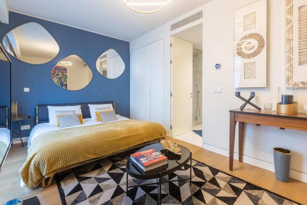 Main image of property: Lisbon, Lisbon