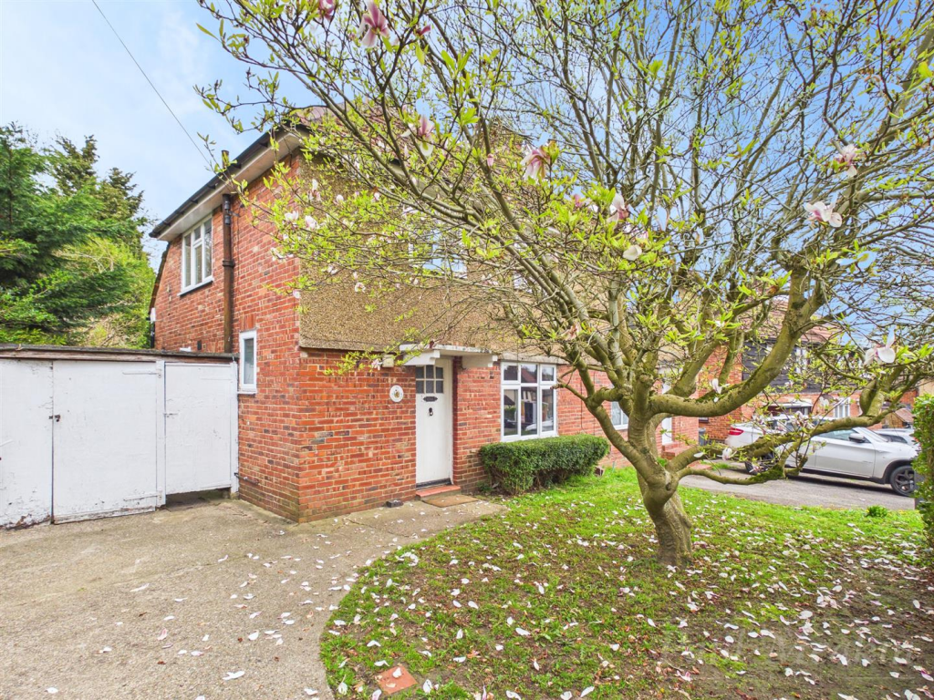 Main image of property: Foxearth Road, South Croydon