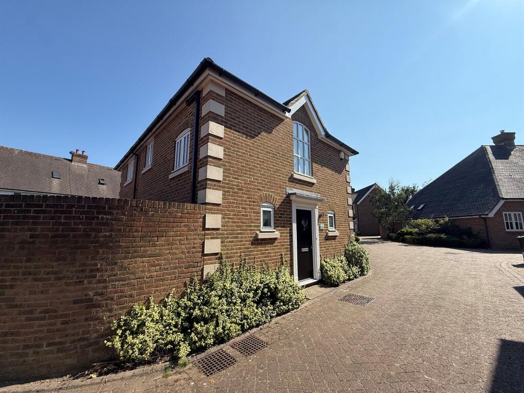 Main image of property: Hawkridge Grove, Kings Hill, West Malling