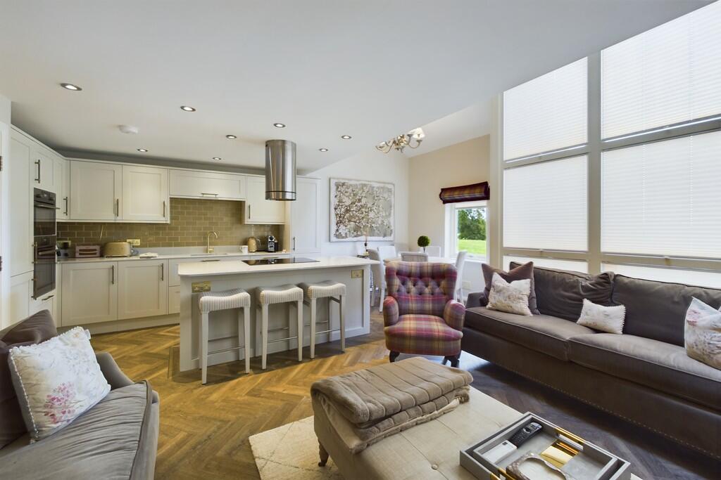 Beech Meadow, 5 The Meadows, Kirkby Lonsdale, LA6 2GY  photo 2