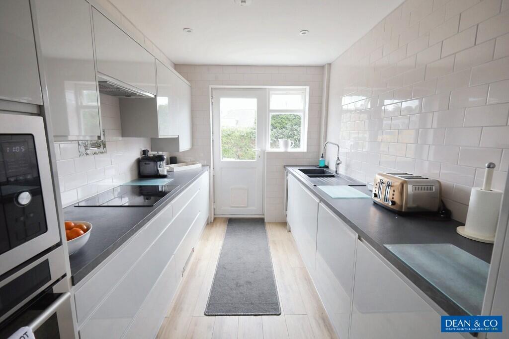 Pipers Close, Hove, East Sussex, BN3 photo 3