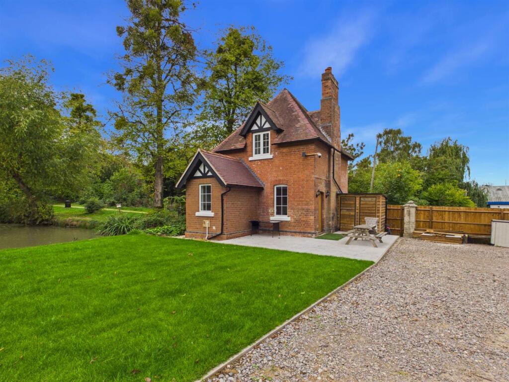 House in Gloucester