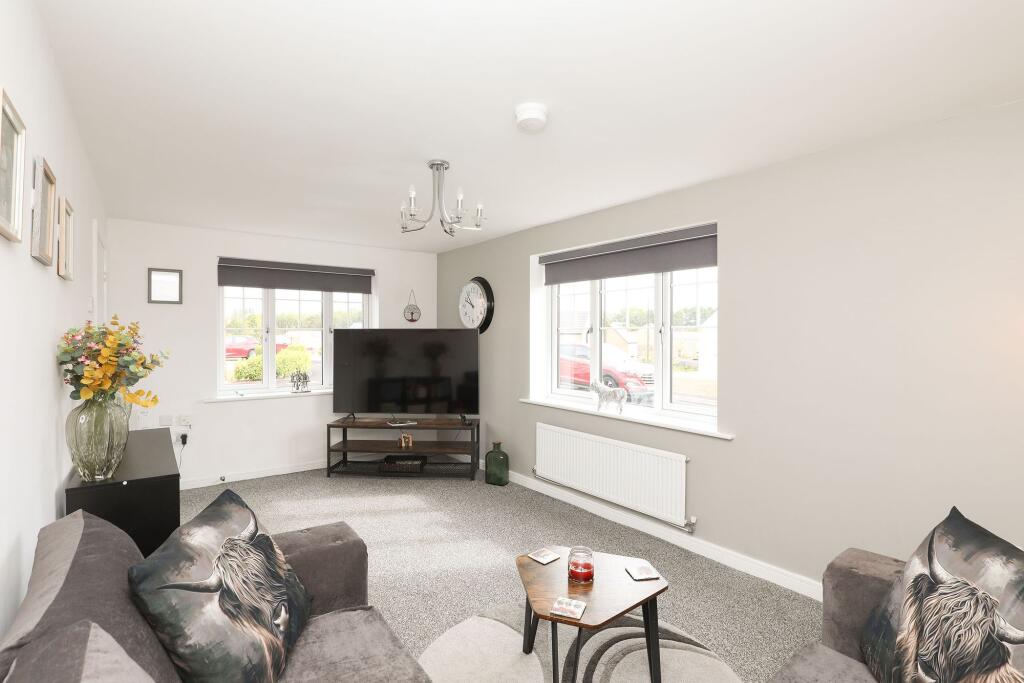 House in North East Derbyshire, North Wingfield - View 3