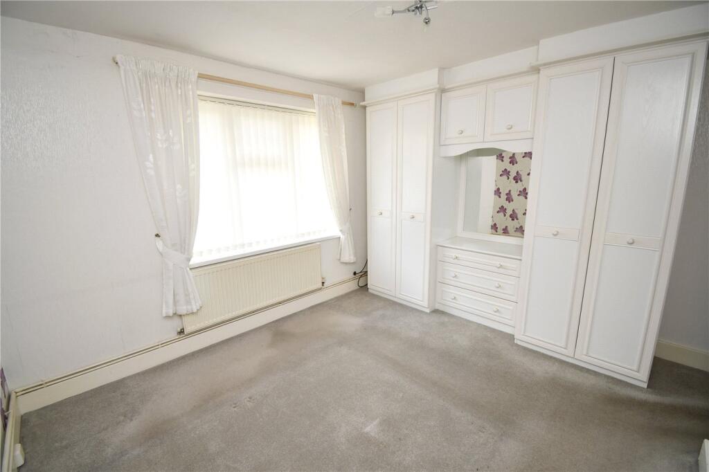 House in Upton, Overchurch Hill - View 5