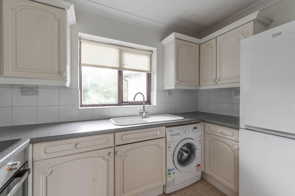 Apartment in London - View 5
