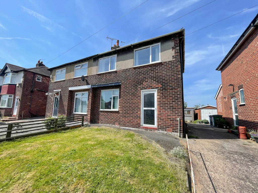 Main image of property: The Broadway, Bredbury