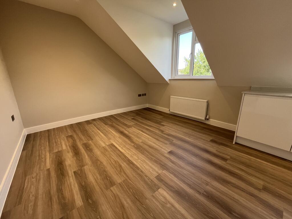 Apartment in London - View 2