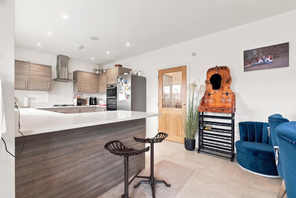 House in Nottingham - View 4