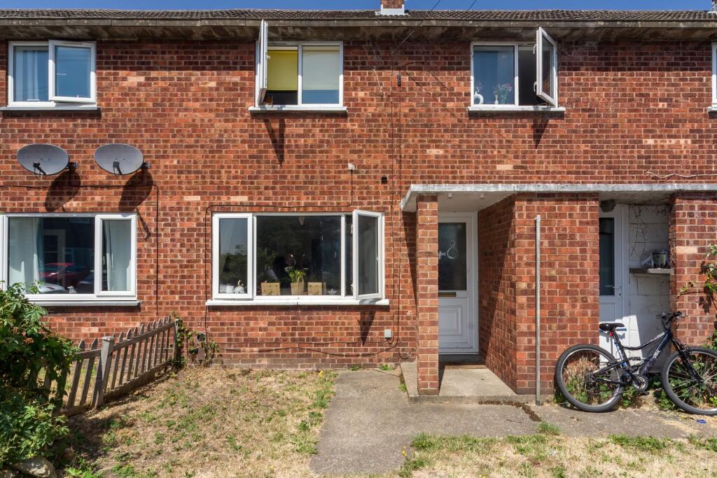 3-bed terraced on Anzio Crescent, Lincoln, Lincolnshire, £175,000
