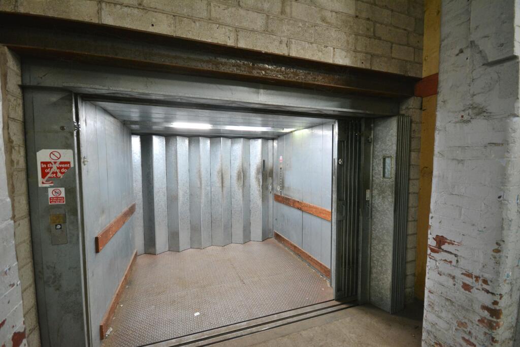 Goods Lift