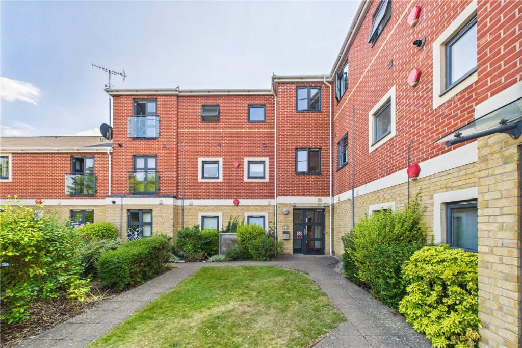 Main image of property: Robinhood Lane, Winnersh, Wokingham, Berkshire, RG41