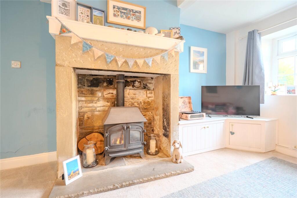 House in Leeds, West Yorkshire - View 4