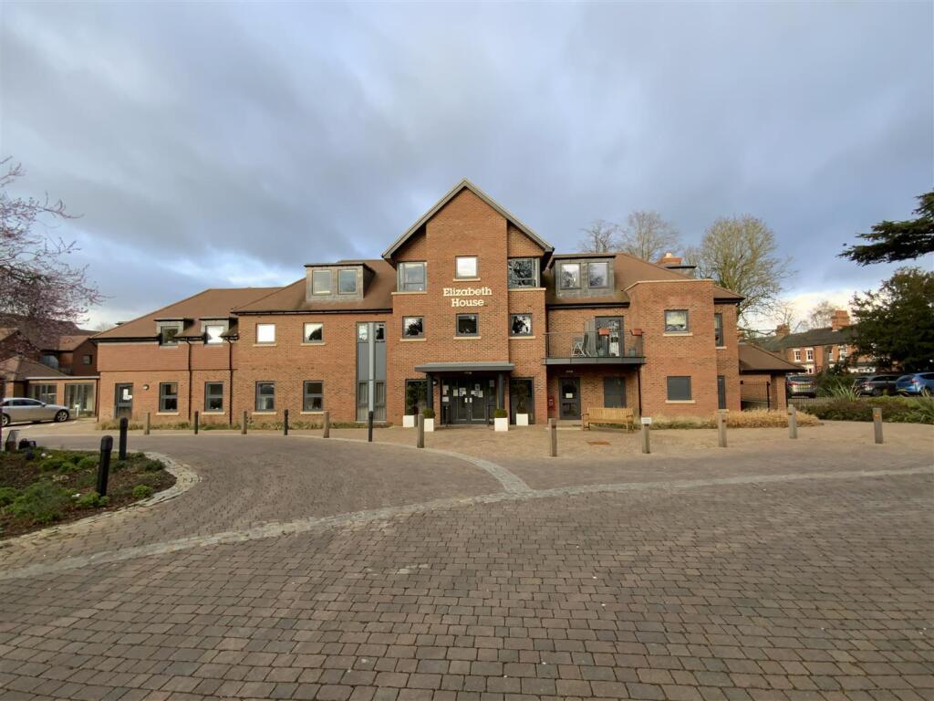 Main image of property: St. Giles Mews, Stony Stratford, Milton Keynes