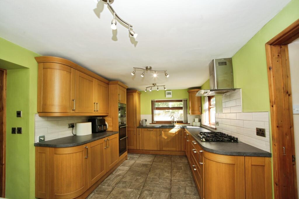 Bournville Road, Abertillery, NP13 - View 2